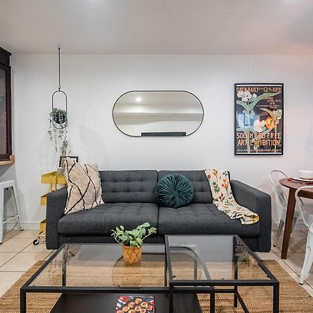 Basement Suite With Private Patio In Davenport Toronto Exteriör bild
